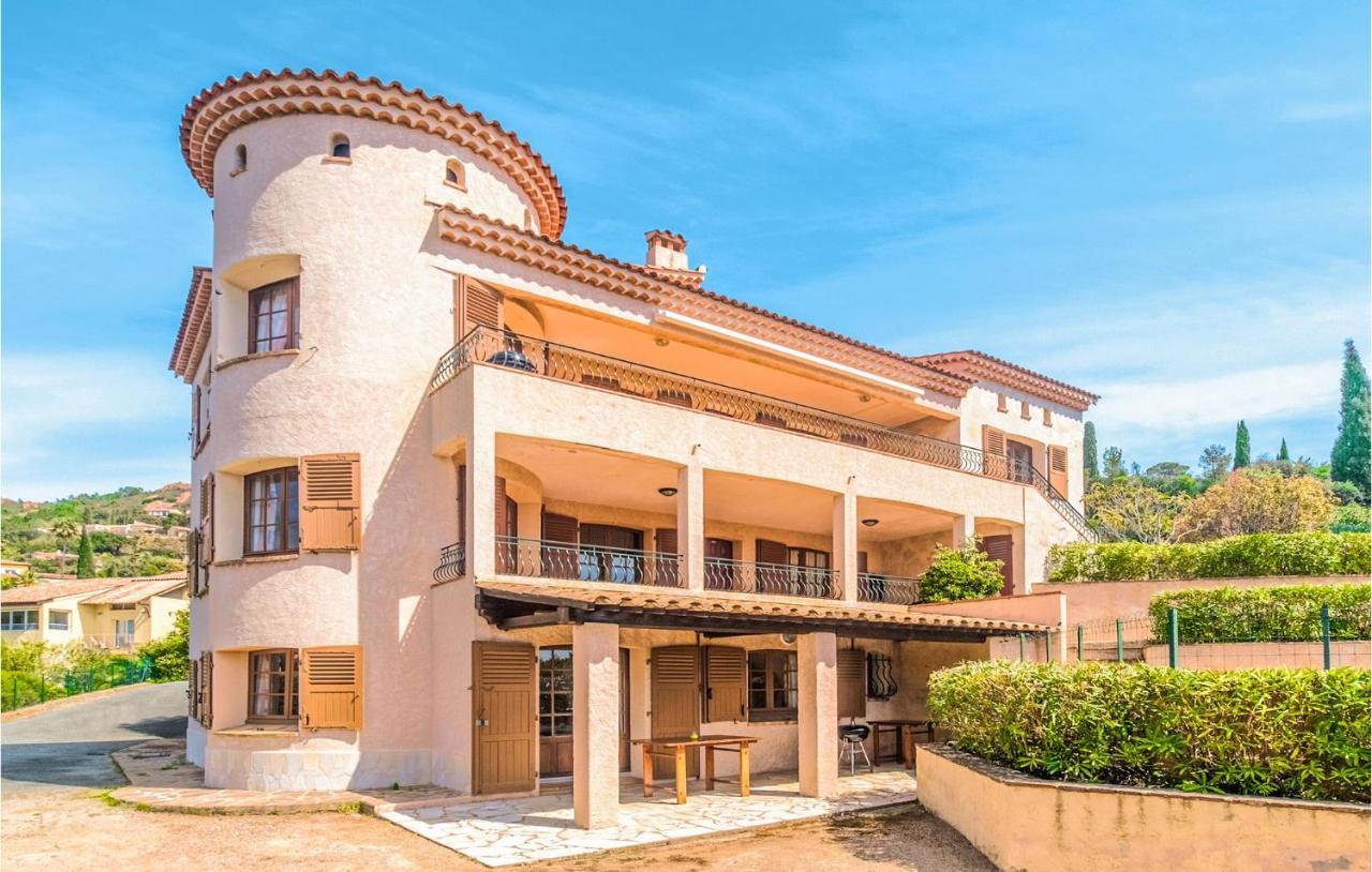 Appartamento Domaine De La Bastide Dagay Saint-Raphaël Esterno foto