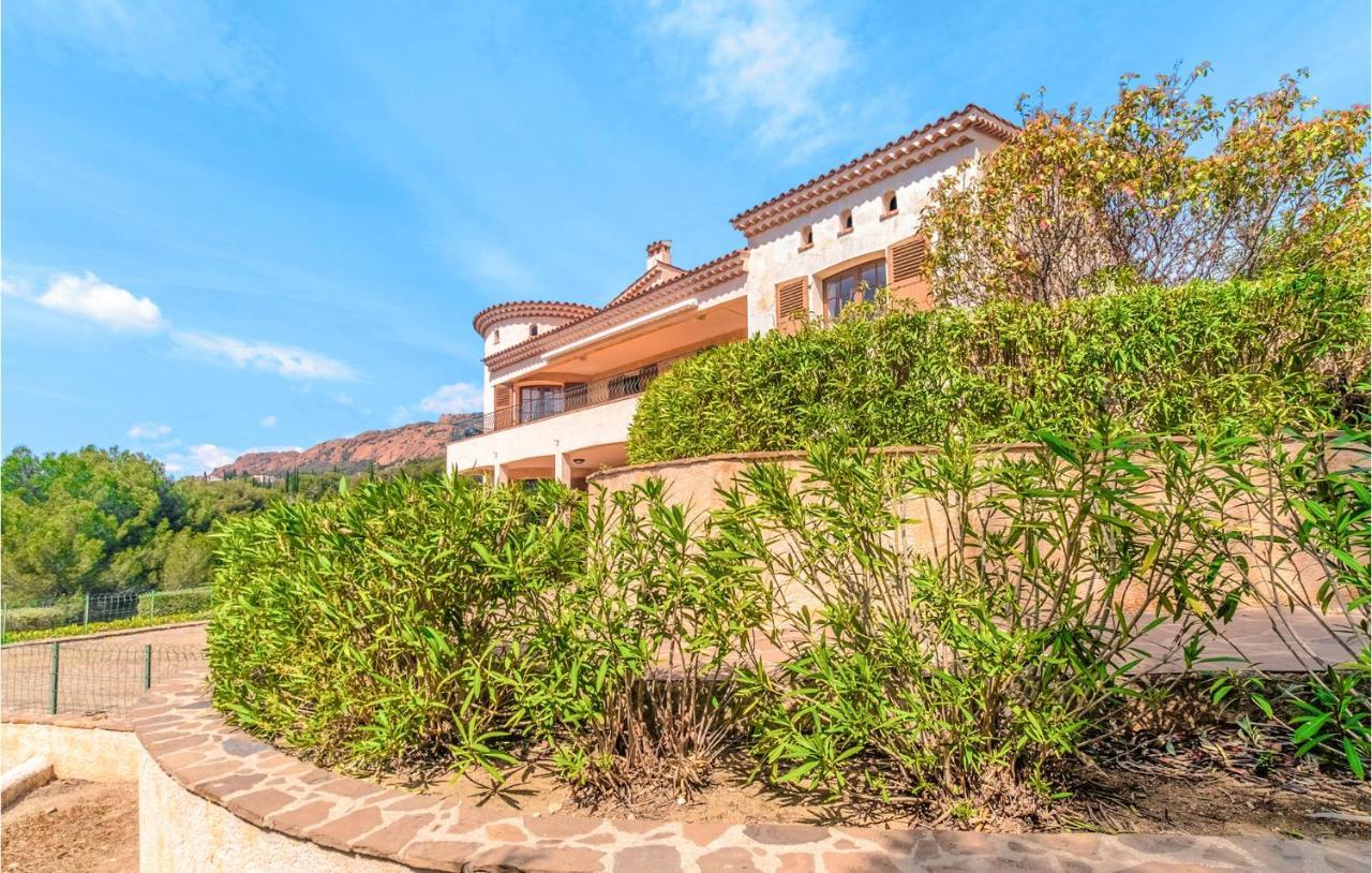 Appartamento Domaine De La Bastide Dagay Saint-Raphaël Esterno foto