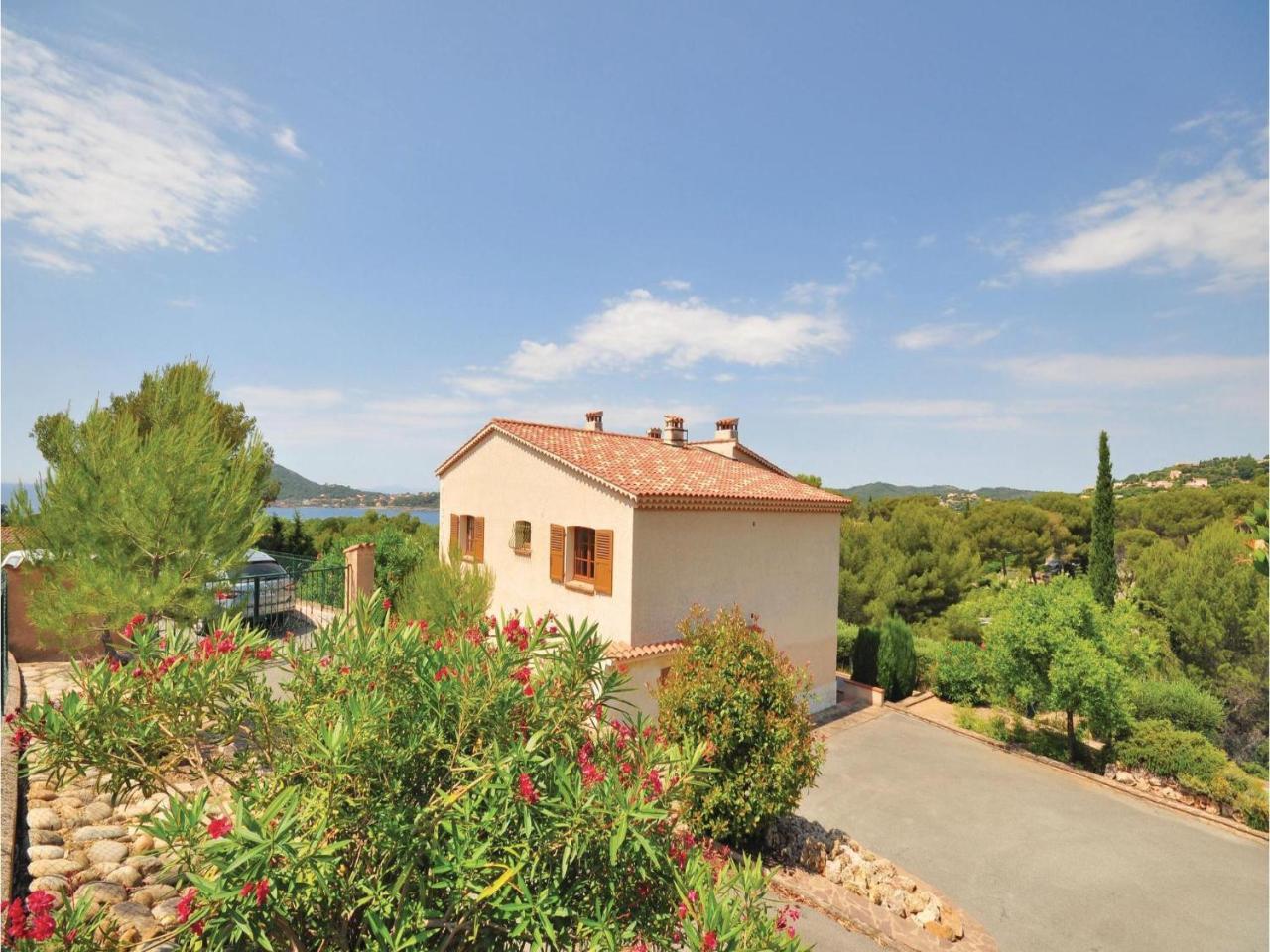 Appartamento Domaine De La Bastide Dagay Saint-Raphaël Esterno foto